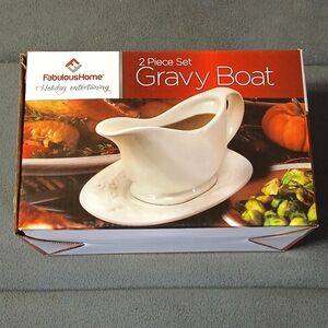 NIB 2-Pc White Ceramic Gravy Boat & Saucer Set Single Spout Fabulous Home